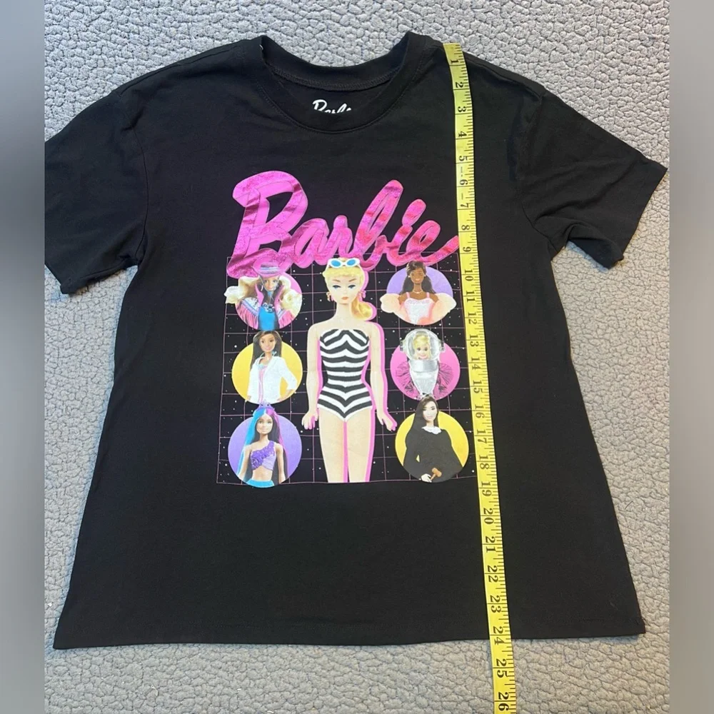Mattel Barbie Short Sleeve T Shirt Juniors Size Medium Black And Pink - Picture 3 of 7